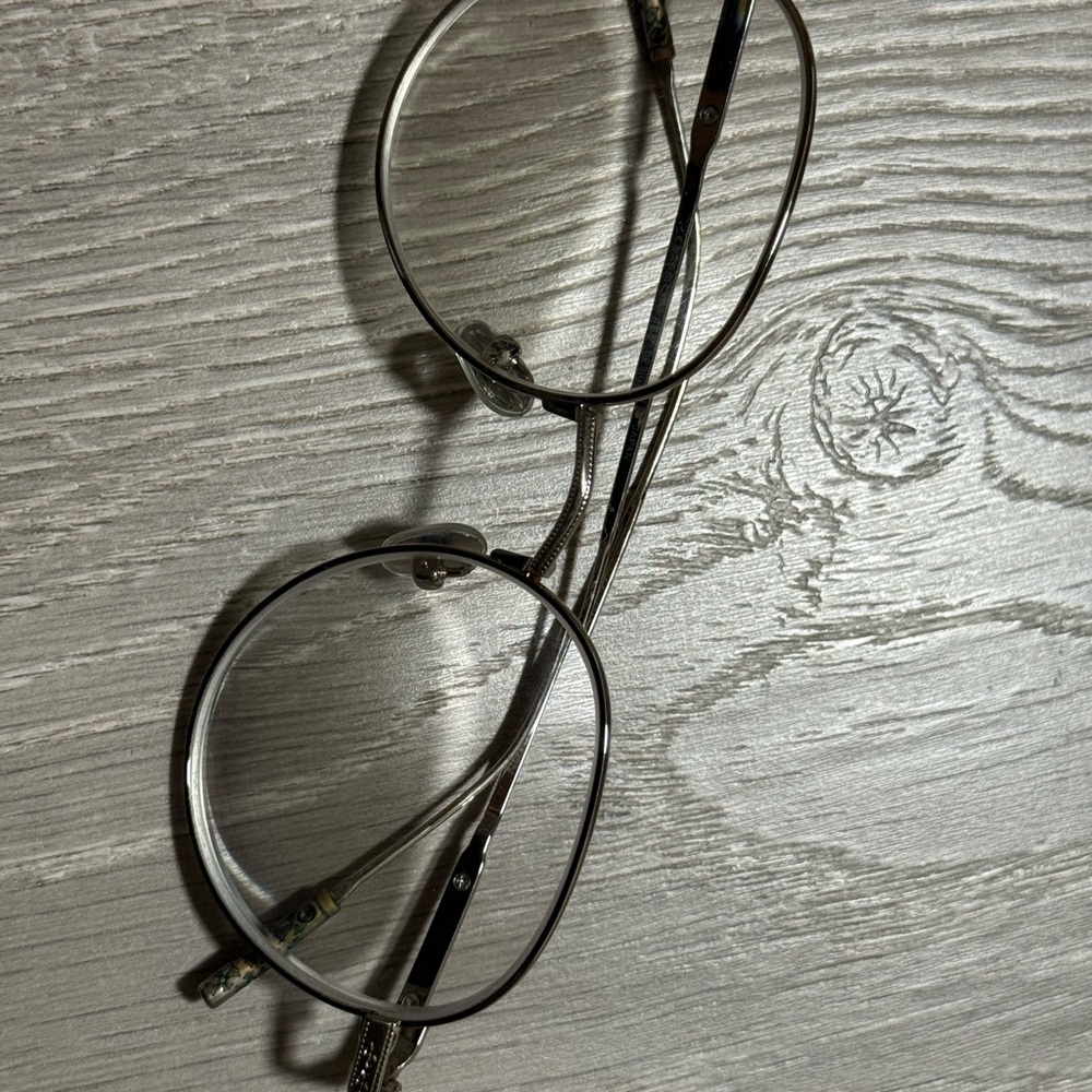 Round Silver Metal Glasses